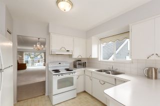 Photo 5: 1951 E 3RD Avenue in Vancouver: Grandview VE House for sale in "COMMERCIAL DRIVE" (Vancouver East)  : MLS®# R2300010