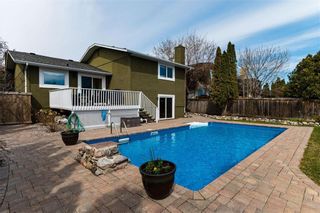 Photo 23: 30 Lake Lindero Road in Winnipeg: Waverley Heights Residential for sale (1L)  : MLS®# 202009430