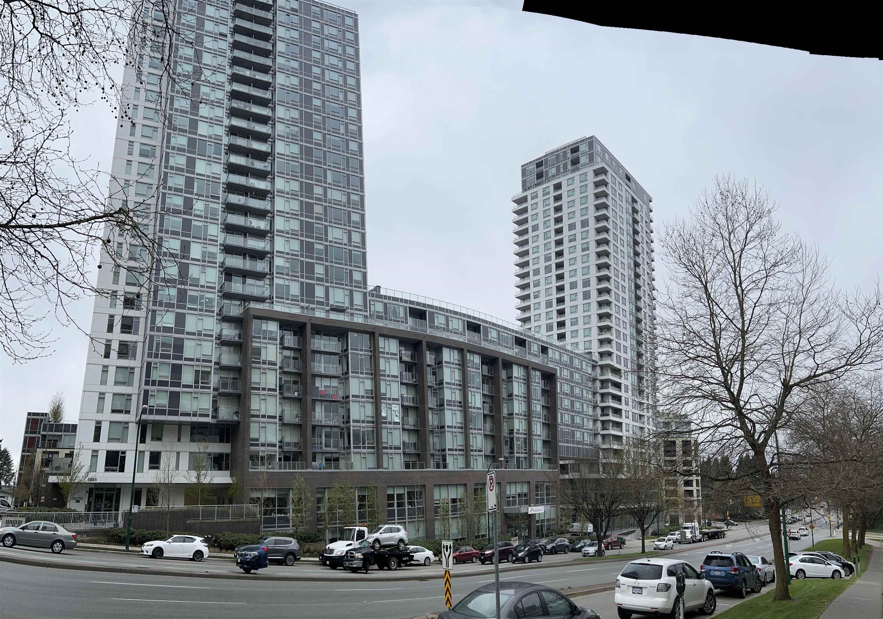 Main Photo: 813 5665 BOUNDARY Road in Vancouver: Collingwood VE Condo for sale (Vancouver East)  : MLS®# R2673132