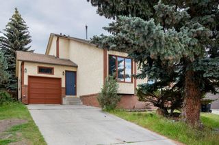 Photo 1: 55 Sanderling Rise NW in Calgary: Sandstone Valley Detached for sale : MLS®# A1243435