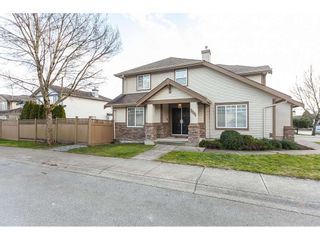 Photo 2: 20612 66A Avenue in Langley: Willoughby Heights House for sale : MLS®# R2435243