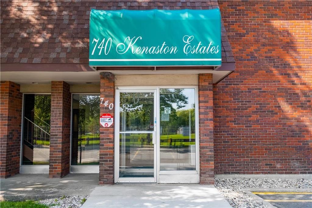 Main Photo: 310 740 Kenaston Boulevard in Winnipeg: River Heights Condominium for sale (1D)  : MLS®# 202225899