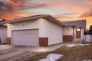 Photo 1: 7926 Discovery Road in Regina: Westhill RG Residential for sale : MLS®# SK958562