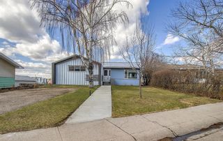 Main Photo: 24 Fielding Drive SE in Calgary: Fairview Detached for sale : MLS®# A1097168