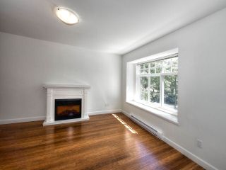 Photo 2: 265 E 46TH Avenue in Vancouver: Main House for sale (Vancouver East)  : MLS®# R2188878