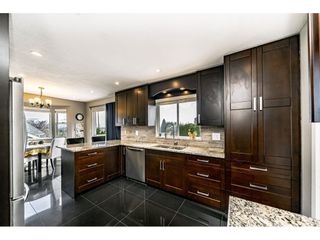 Photo 18: 2893 DELAHAYE Drive in Coquitlam: Scott Creek House for sale : MLS®# R2509478