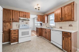 Photo 11: 7 Manor Road SW in Calgary: Meadowlark Park Detached for sale : MLS®# A2033424