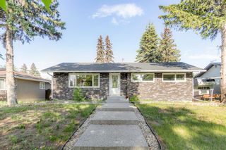 Photo 2: 9731 Fairmount Drive SE in Calgary: Acadia Detached for sale : MLS®# A2054392