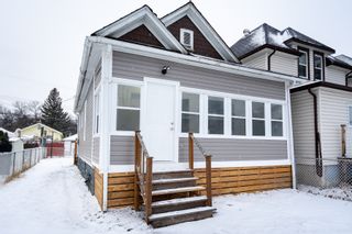 Photo 1: West End Bungalow: House for sale (Winnipeg) 