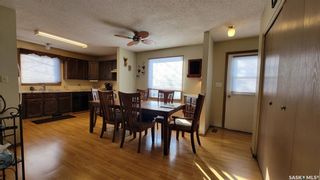 Photo 3: 305 3rd Ave Crescent in Battleford: Residential for sale : MLS®# SK917318