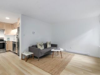 Photo 3: 106 2920 ASH Street in Vancouver: Fairview VW Condo for sale in "ASH COURT" (Vancouver West)  : MLS®# R2445969
