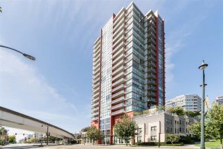 Photo 15: 1504 125 COLUMBIA Street in New Westminster: Downtown NW Condo for sale in "Northbank" : MLS®# R2401099