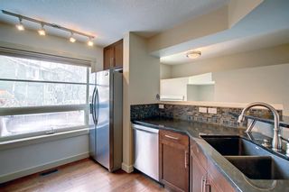 Photo 13: 24 Aspen Hills Common SW in Calgary: Aspen Woods Row/Townhouse for sale : MLS®# A1209007