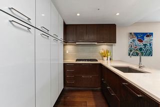 Photo 5: 428 2008 PINE Street in Vancouver: False Creek Condo for sale (Vancouver West)  : MLS®# R2609070