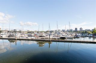 Photo 30: 707 1199 MARINASIDE Crescent in Vancouver: Yaletown Condo for sale in "AQUARIUS I" (Vancouver West)  : MLS®# R2463668