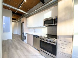 Photo 7: 203 34 Noble Street in Toronto: Roncesvalles Condo for lease (Toronto W01)  : MLS®# W8255632