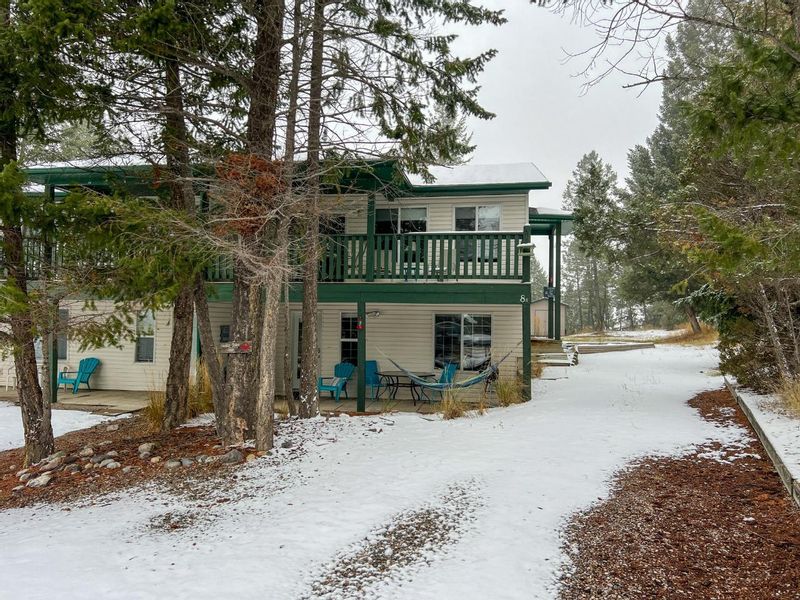 FEATURED LISTING: 8B WOLF CRESCENT Invermere