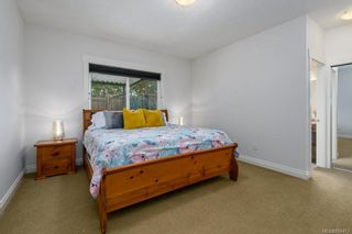 Photo 17: 2451 Canuck Pl in Comox: CV Comox (Town of) House for sale (Comox Valley)  : MLS®# 926413