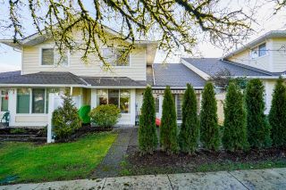 Photo 36: 60 8737 212 Street in Langley: Walnut Grove Townhouse for sale in "CHARTWELL GREEN" : MLS®# R2650964