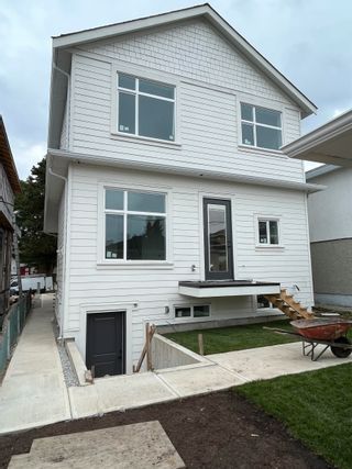 Photo 5: 2034 E 32ND Avenue in Vancouver: Victoria VE 1/2 Duplex for sale (Vancouver East)  : MLS®# R2745638