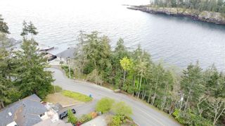Photo 2: 3339 Stephenson Point Rd in Nanaimo: Na Departure Bay House for sale : MLS®# 874392
