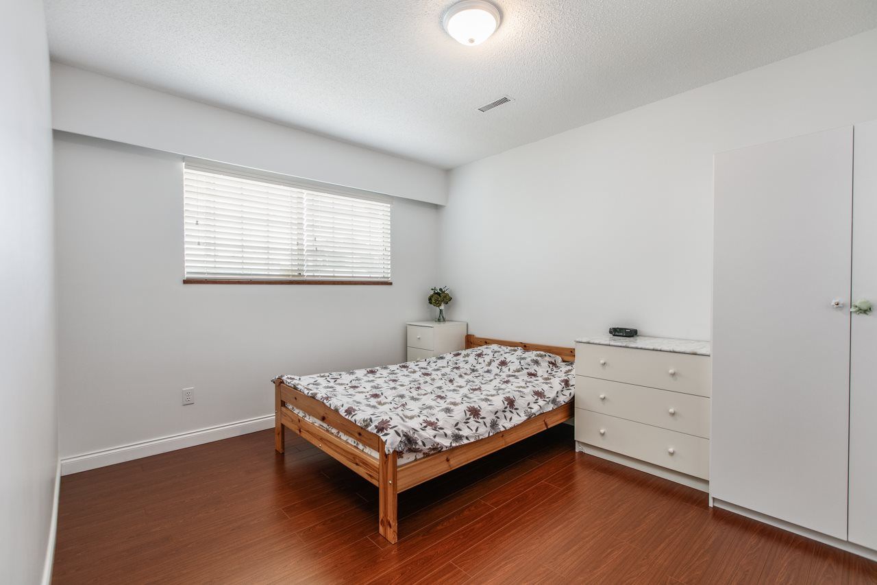 Photo 15: Photos: 1488 E 54TH Avenue in Vancouver: Fraserview VE House for sale (Vancouver East)  : MLS®# R2054128