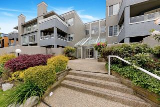 Photo 9: 204 125 W 18TH Street in North Vancouver: Central Lonsdale Condo for sale in "Ashton Place" : MLS®# R2704375