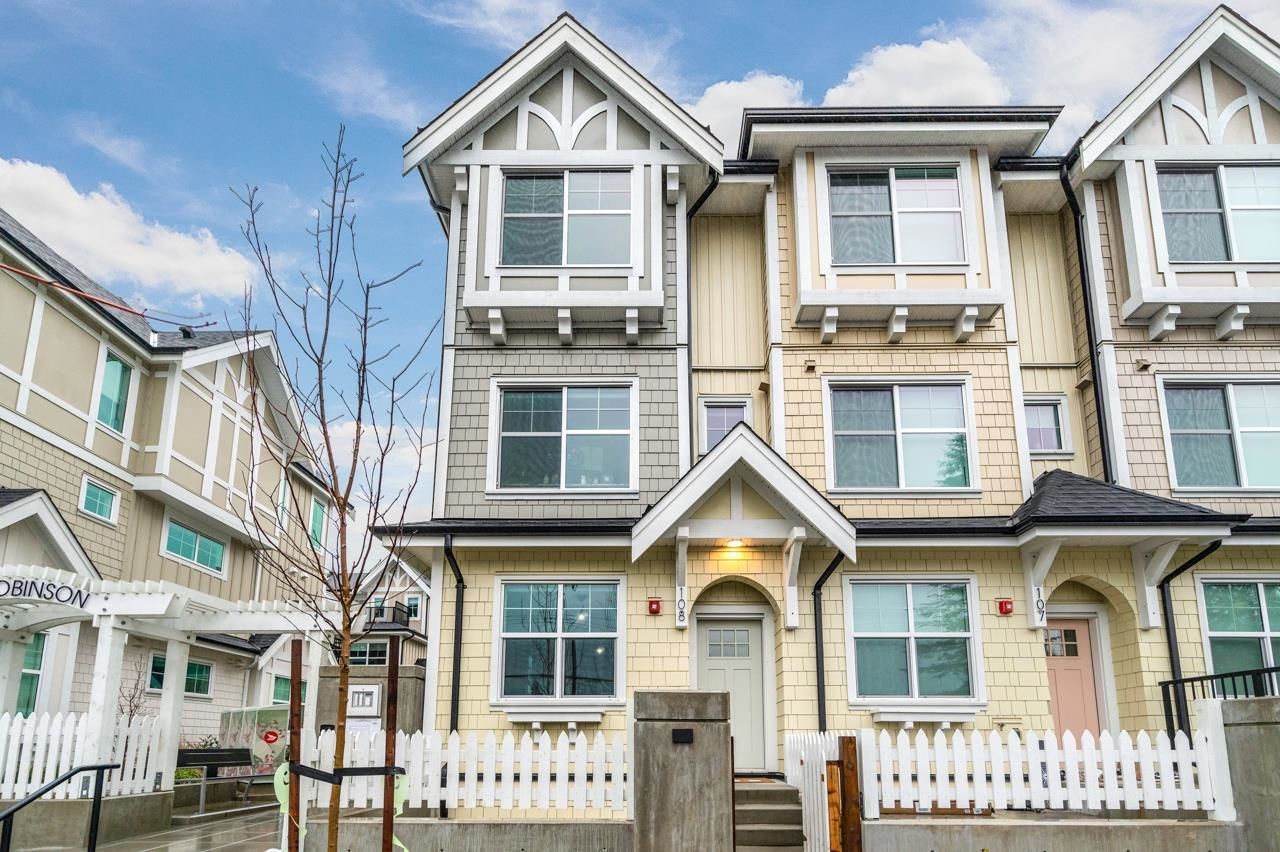 Main Photo: 108 707 ROBINSON Street in Coquitlam: Coquitlam West Townhouse for sale : MLS®# R2841839