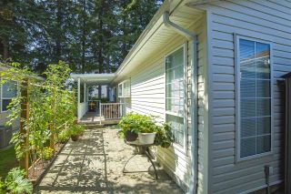 Photo 28: 102 9080 198 Street in Langley: Walnut Grove Manufactured Home for sale in "FOREST GREEN ESTATES" : MLS®# R2486756