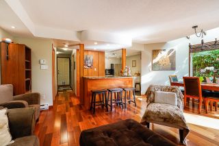 Photo 4: 10 230 W 15TH Street in North Vancouver: Central Lonsdale Townhouse for sale in "Lamplighter" : MLS®# R2724562