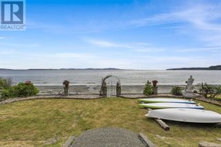 Photo 3: 5055 Cordova Bay Rd in Saanich: House for sale : MLS®# 952483