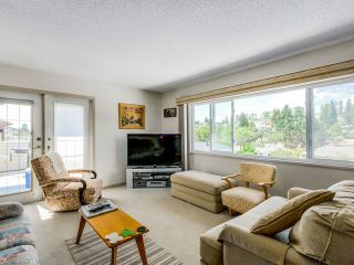 Photo 9: 4765 FAIRLAWN DR in Burnaby: Brentwood Park House for sale (Burnaby North)  : MLS®# V1136537