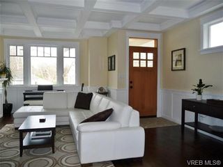 Photo 2: 617 Simcoe St in VICTORIA: Vi James Bay Half Duplex for sale (Victoria)  : MLS®# 663410