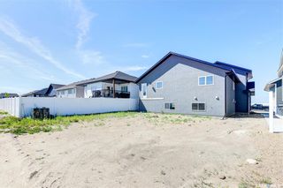 Photo 38: 819 Weir Crescent in Warman: Residential for sale : MLS®# SK884157