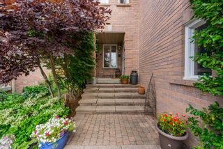 Photo 3: 75 Pinebrook Crescent in Whitby: Williamsburg House (2-Storey) for sale : MLS®# E5727317