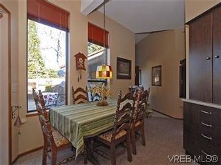 Photo 5: 1242 Astra Pl in VICTORIA: SE Maplewood House for sale (Saanich East)  : MLS®# 601419