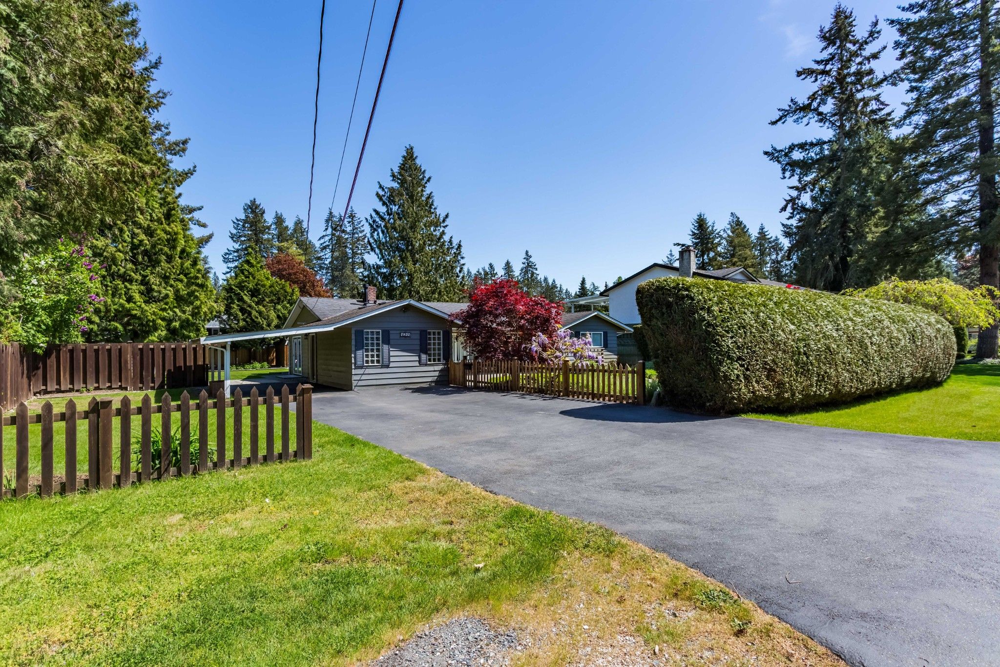 Main Photo: 4048 207 Street in Langley: Brookswood Langley House for sale in "Brookswood" : MLS®# R2349070