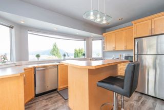 Photo 7: 715 HUNTINGDON Crescent in North Vancouver: Dollarton House for sale : MLS®# R2588592