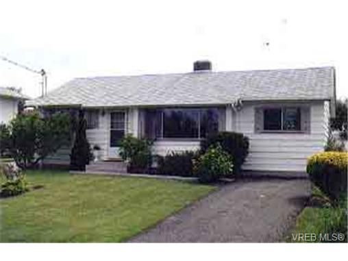 Main Photo: 271 Homer Rd in VICTORIA: SW Tillicum House for sale (Saanich West)  : MLS®# 162198