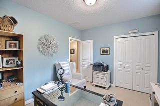 Photo 34: 31 Strathlea Common SW in Calgary: Strathcona Park Detached for sale : MLS®# A1147556