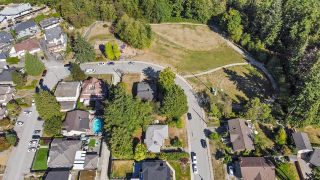 Photo 26: 275 N GROSVENOR Avenue in Burnaby: Capitol Hill BN House for sale in "Capital Hill in North Burnaby" (Burnaby North)  : MLS®# R2816388