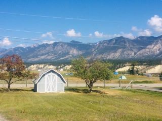 Photo 7: 417 6TH AVENUE in Invermere: House for sale : MLS®# 2473020