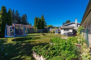 Photo 2: 525 Grayson Rd in Campbell River: CR Willow Point House for sale : MLS®# 914159