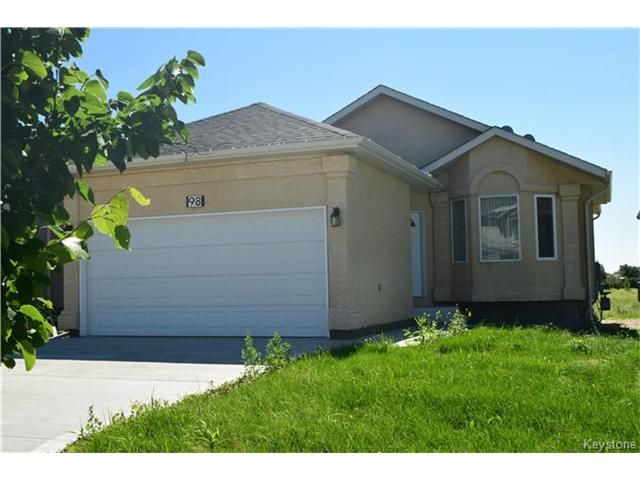 Main Photo: 98 La Porte Drive in Winnipeg: St Norbert Residential for sale (1Q)  : MLS®# 1705880
