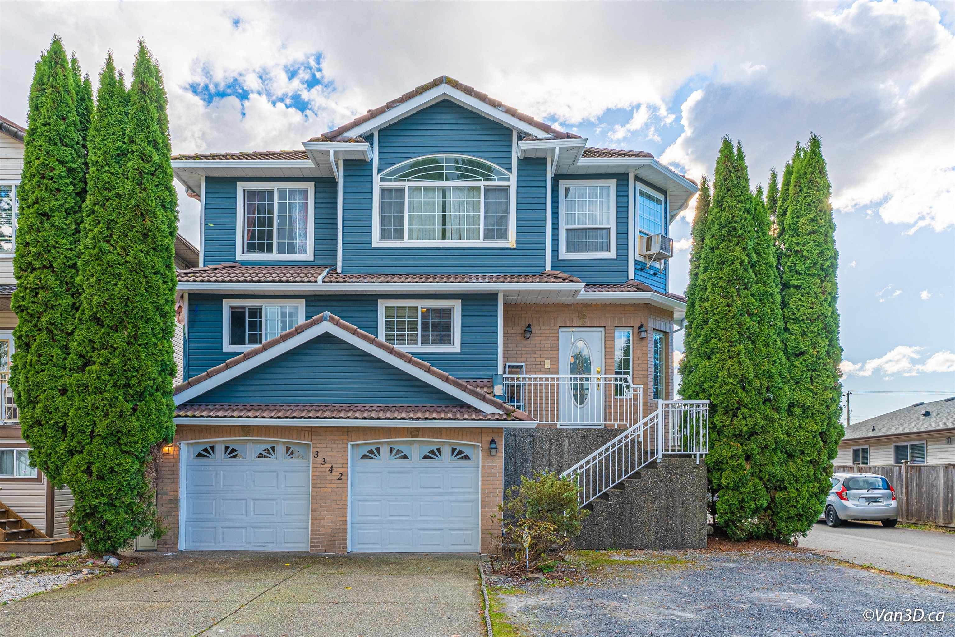 Main Photo: 3342 RAE Street in Port Coquitlam: Lincoln Park PQ House for sale : MLS®# R2633108