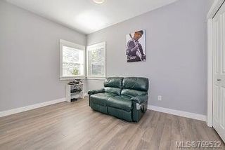 Photo 13: 51 Bamford Crt in View Royal: VR Six Mile House for sale : MLS®# 769532