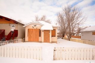 Main Photo: 2120 20TH Street West in Saskatoon: Pleasant Hill Residential for sale : MLS®# SK919140