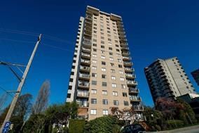 Photo 1: 1904 145 ST. GEORGES Avenue in North Vancouver: Lower Lonsdale Condo for sale in "TALISMAN TOWERS" : MLS®# R2214336