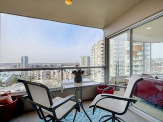 Photo 19: 906 1065 QUAYSIDE Drive in New Westminster: Quay Condo for sale : MLS®# R2527786