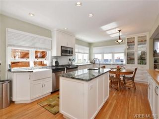Photo 7: 21 Wellington Ave in VICTORIA: Vi Fairfield West House for sale (Victoria)  : MLS®# 739443
